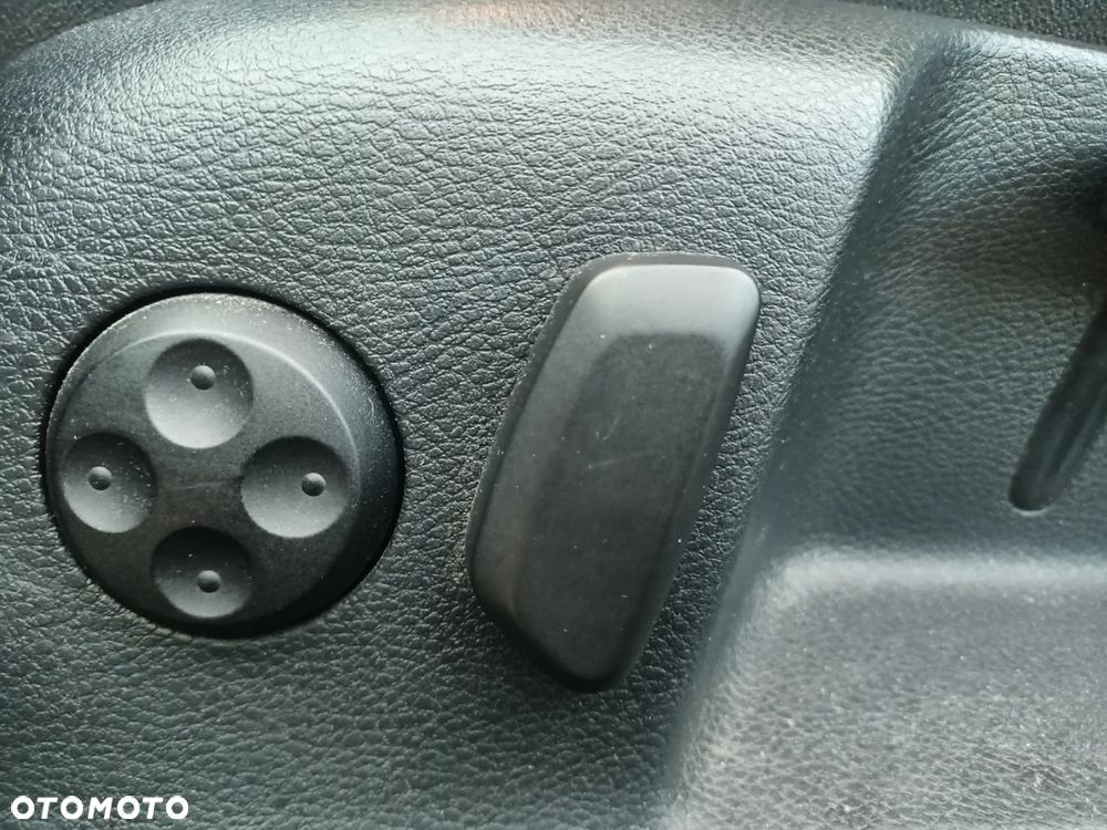 Volkswagen Passat Variant 2.0 TDI DPF Comfortline - 19