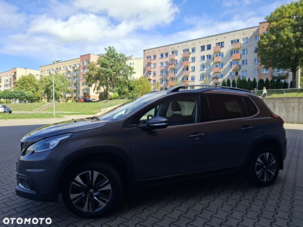 Peugeot 2008 BlueHDi 100 STOP & START Allure - 21