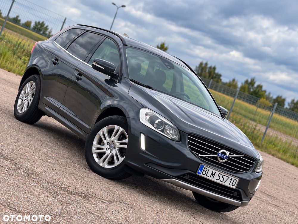 Volvo Xc 60 2017 photo 2