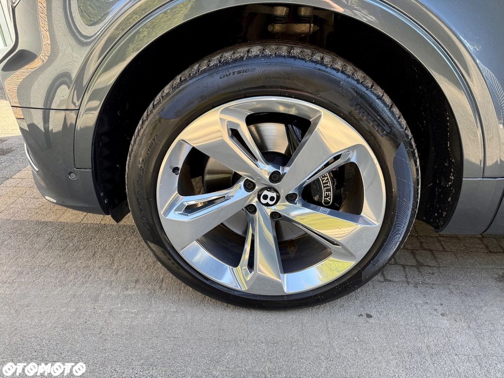 Bentley Bentayga - 9