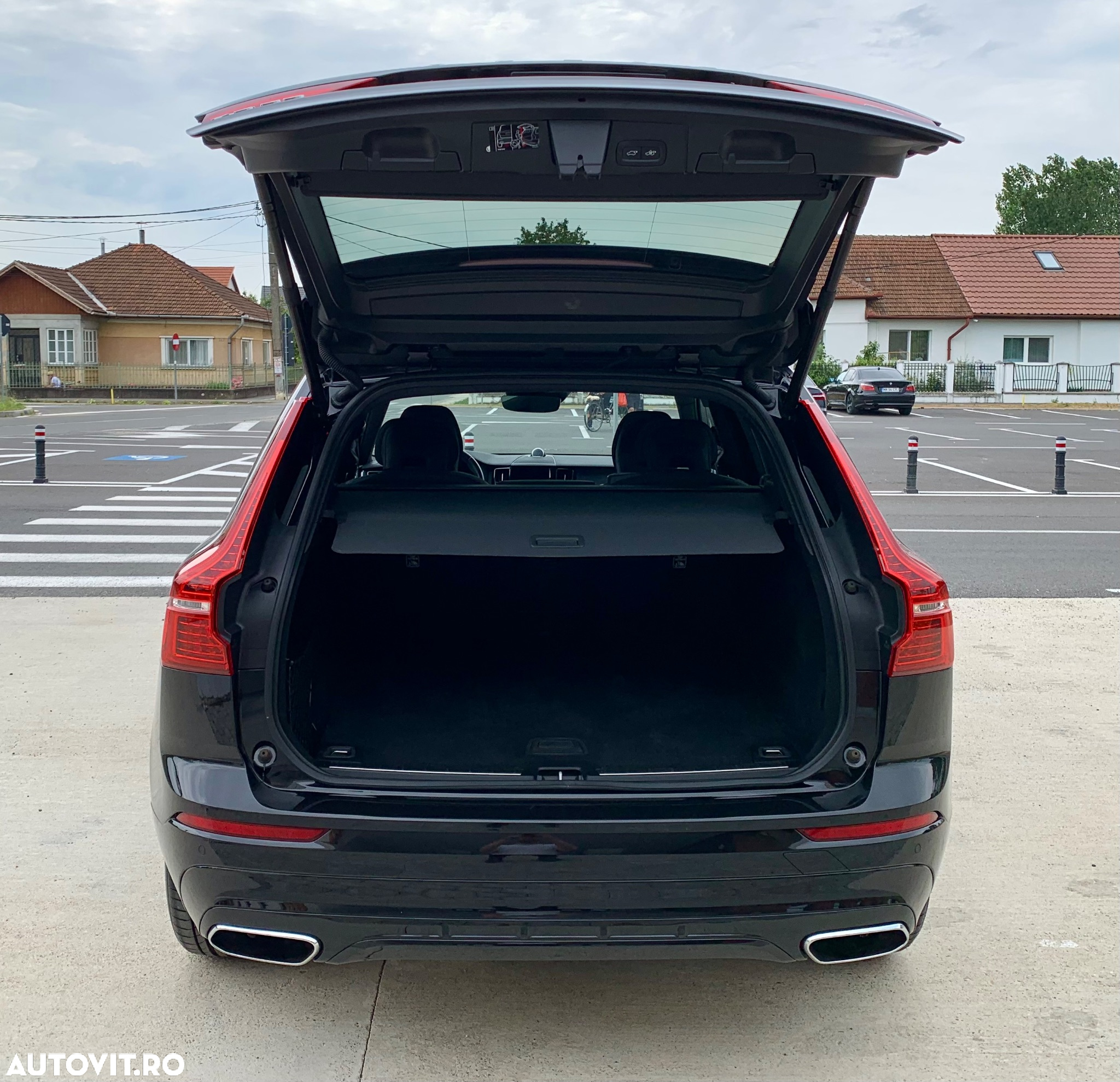 Volvo XC 60 B5 D AWD Geartronic RDesign - 11