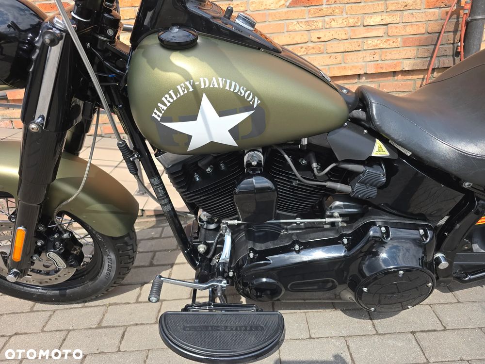Harley-Davidson Softail Slim - 20
