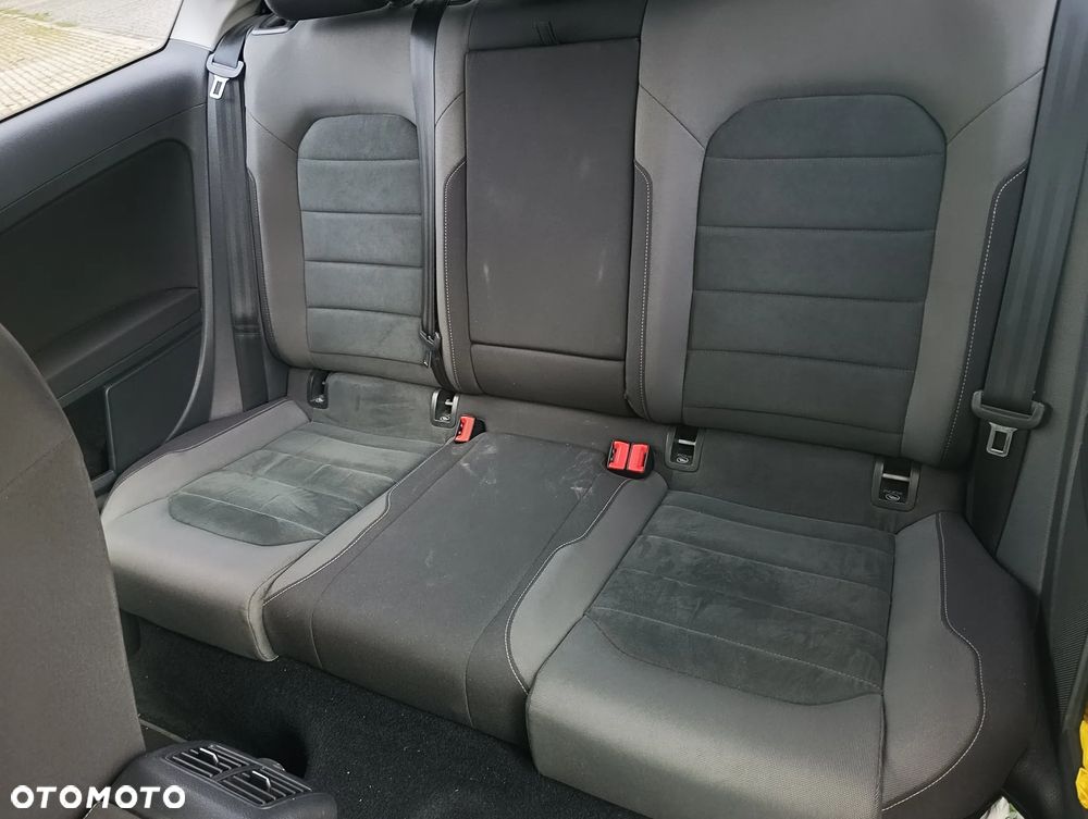 Volkswagen Golf - 20