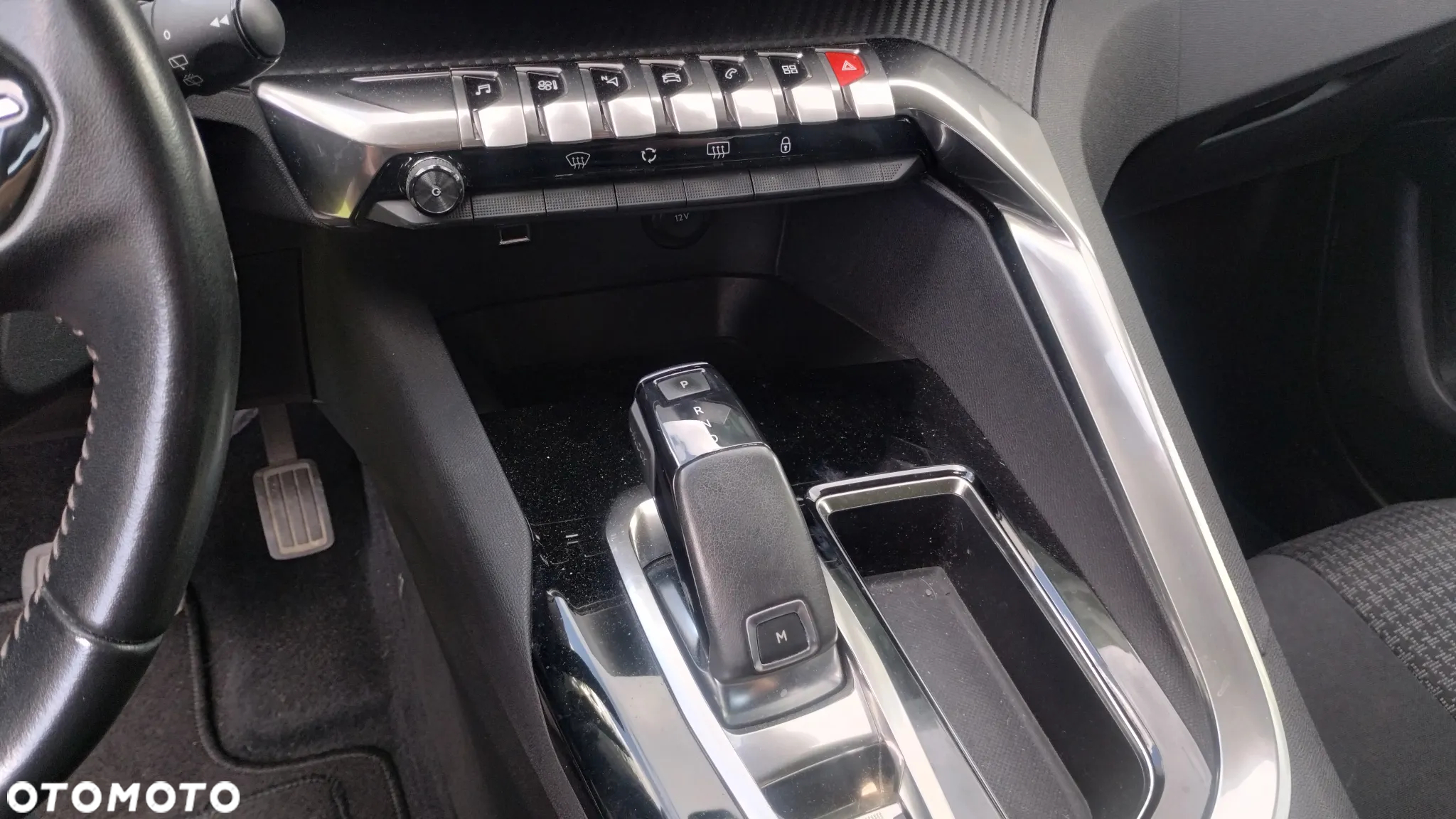 Peugeot 3008 BlueHDi 130 Stop & Start EAT8 Allure Business-Paket - 11