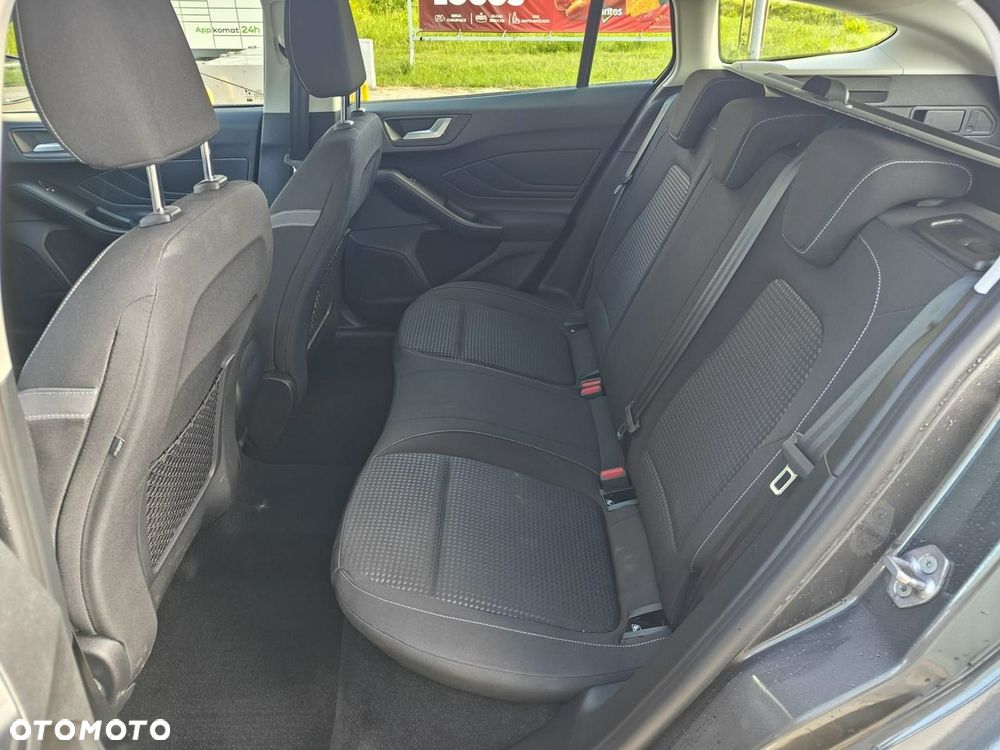 Ford Focus - 16