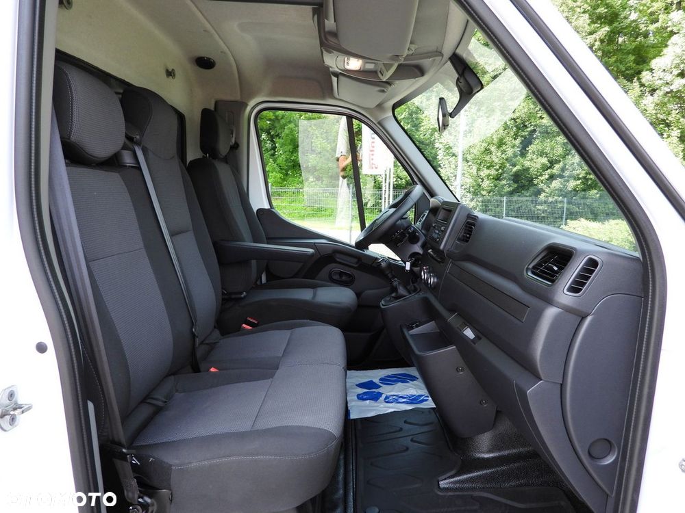 Renault MASTER  PLANDEKA 12 PALET WEBASTO TEMPOMAT LEDY PNEUMATYKA KLIMATYZACJA  165KM - 36