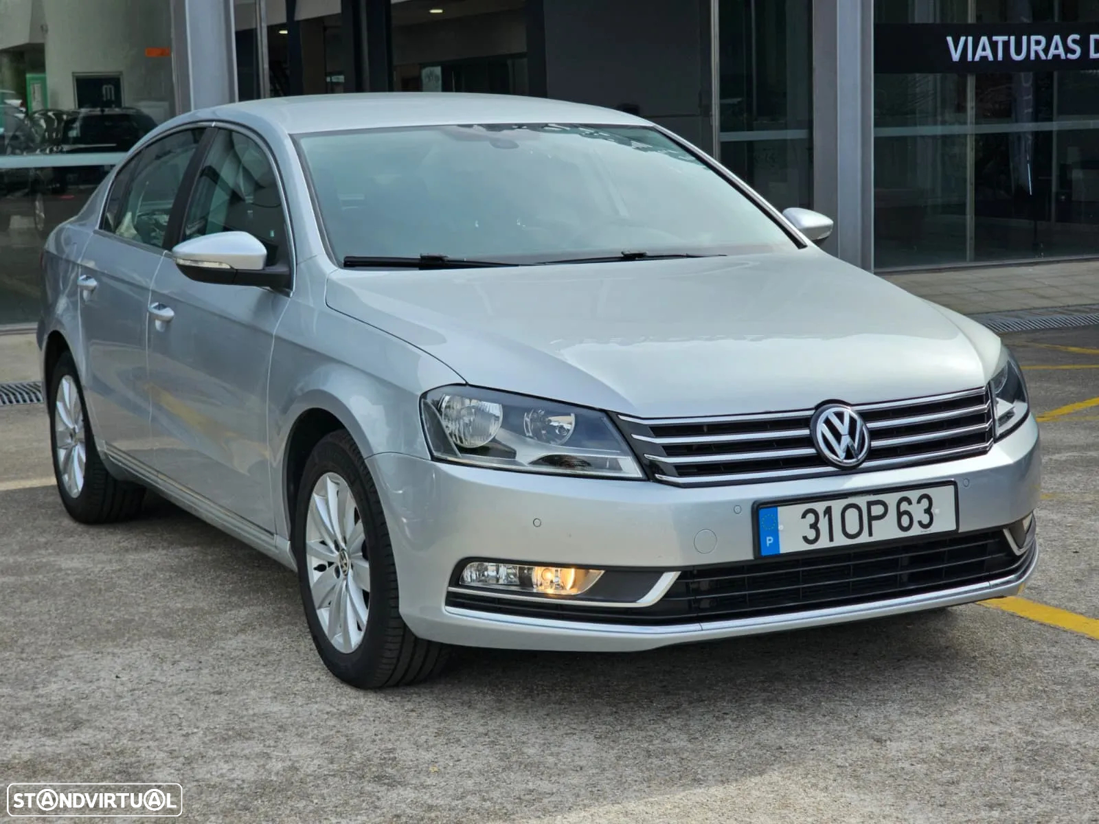 VW Passat 1.6 TDI Confortline - 4