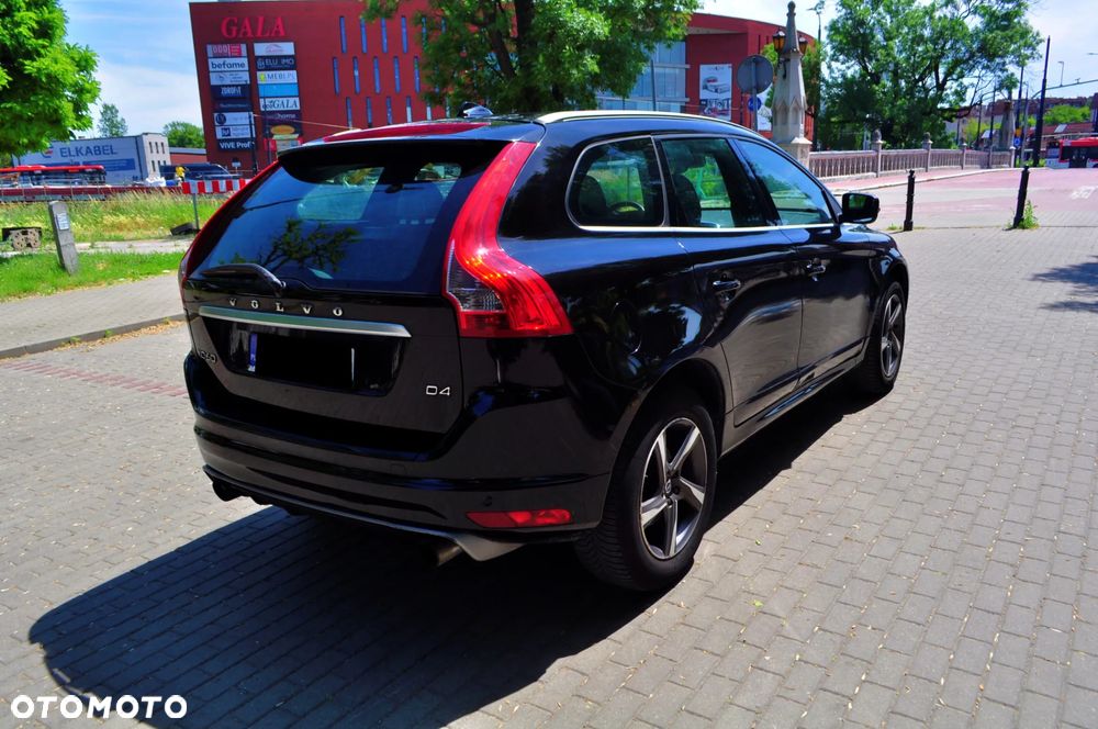 Volvo XC 60 D4 Drive-E R-Design Kinetic - 3