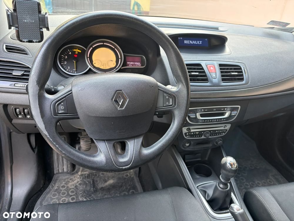 Renault Megane 1.5 dCi Expression - 13