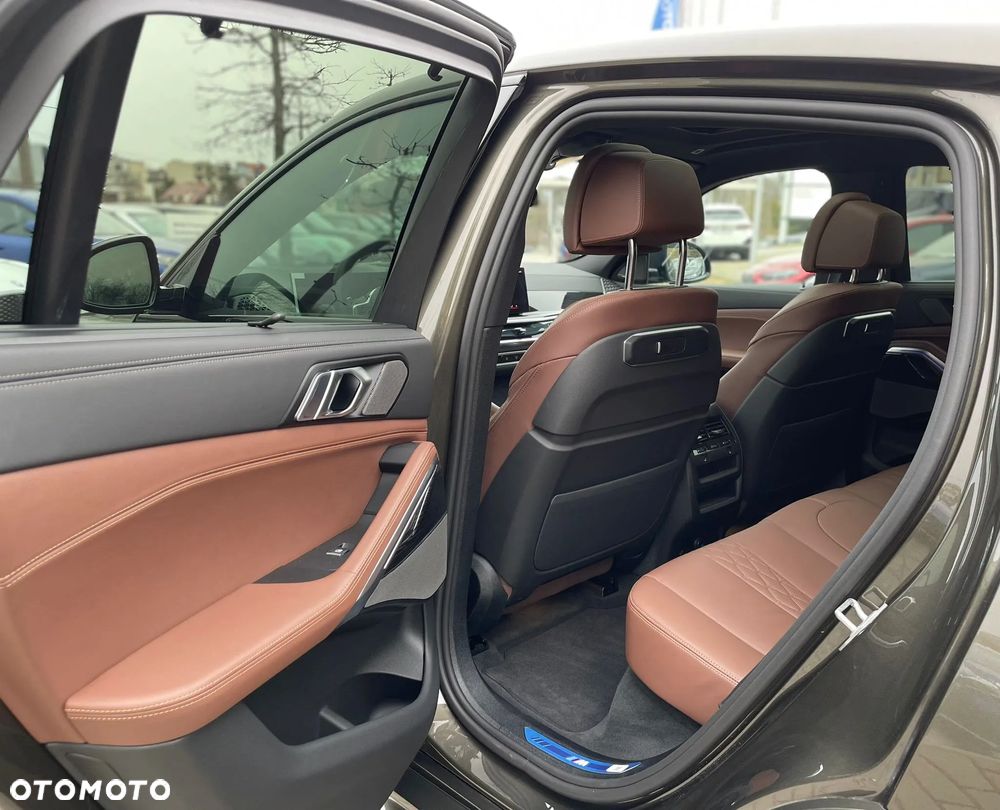 BMW X6 - 30