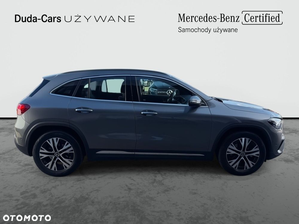 Mercedes-Benz GLA - 7