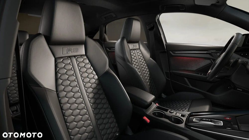 Audi RS3 Limousine - 7