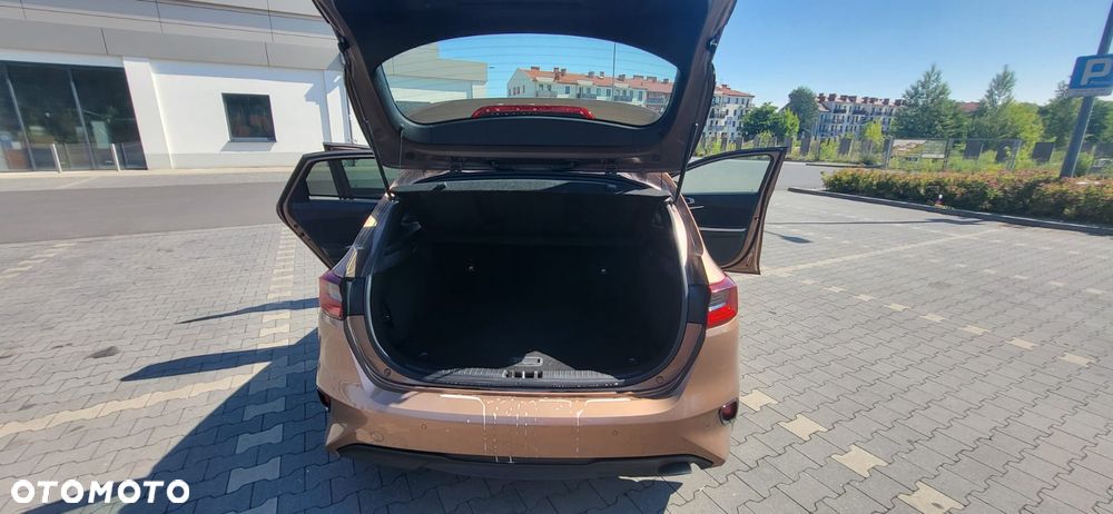 Kia Ceed 1.5 T-GDI M - 4