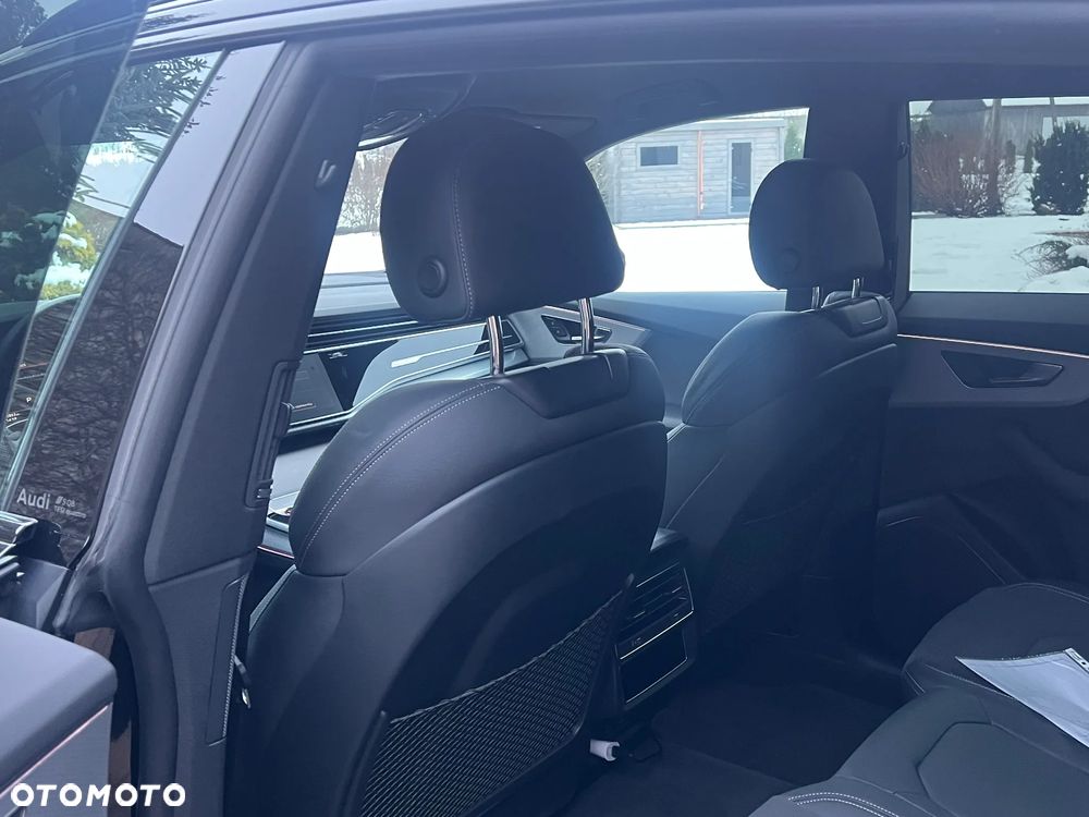 Audi SQ8 - 14