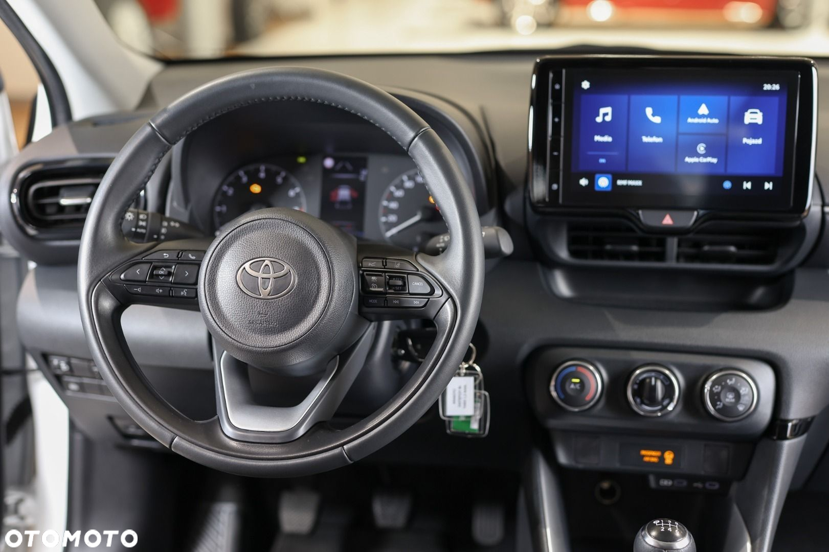 Toyota Yaris - 24