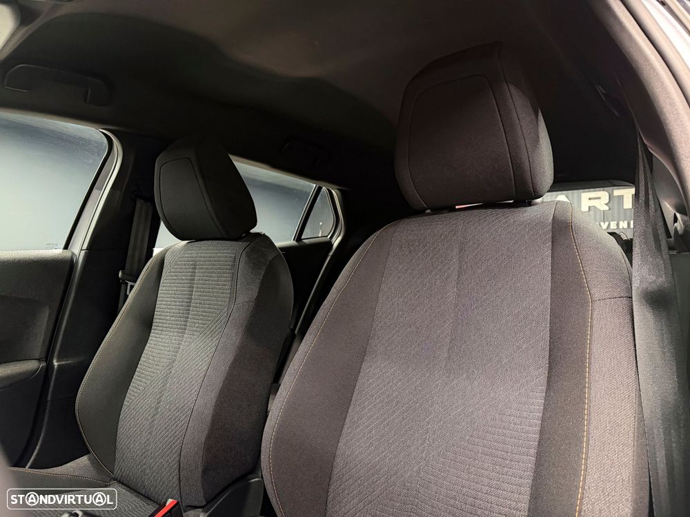 Peugeot 2008 - 10