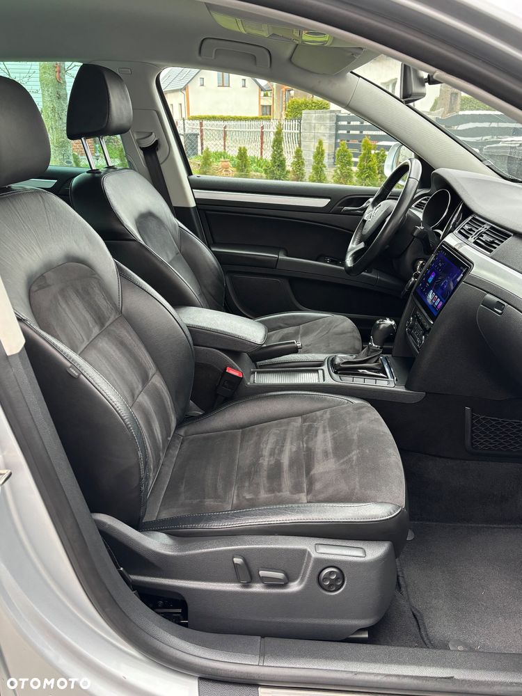 Skoda Superb 2.0 TDI Green tec DSG Elegance - 7