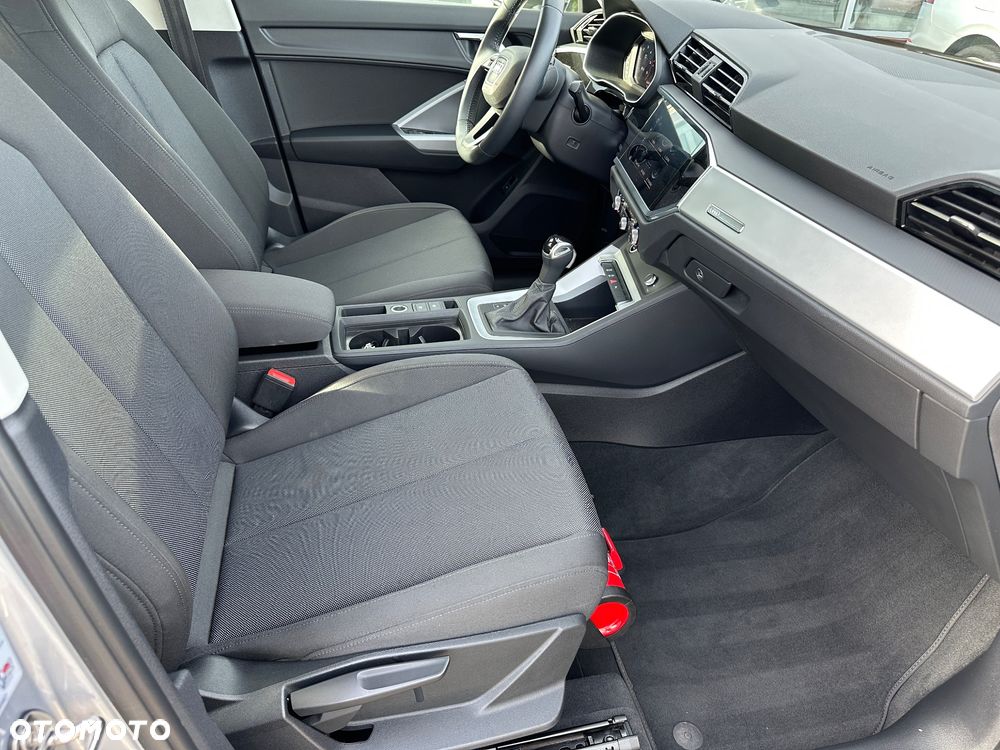 Audi Q3 35 TDI S tronic - 17