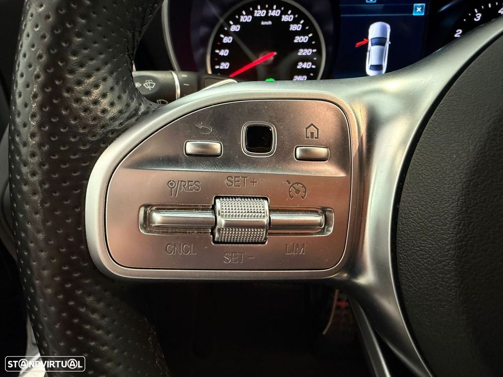 Mercedes-Benz C 200 AMG Line - 17