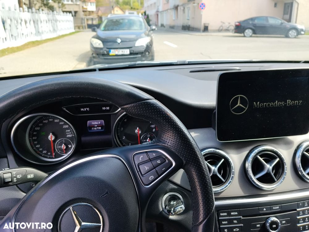 Mercedes-Benz CLA 180 Shooting Brake - 6