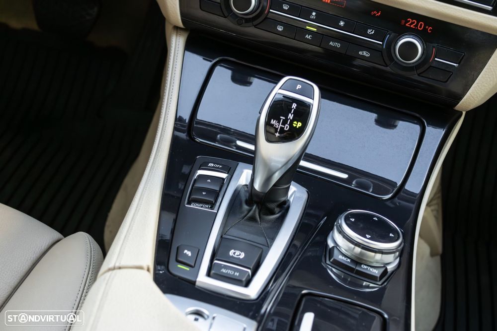 BMW 525 d Line Luxury Auto - 24