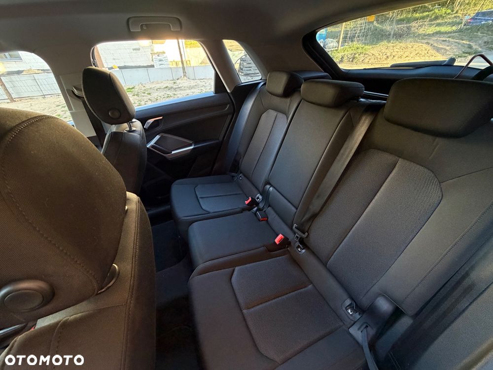 Audi Q3 35 TFSI Advanced S tronic - 11