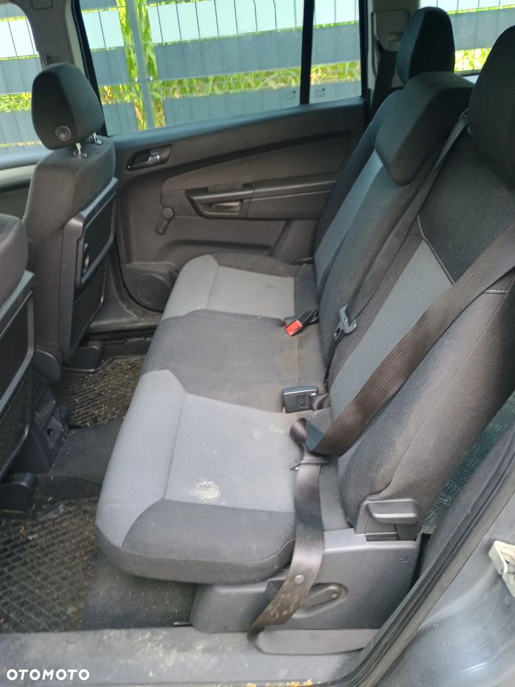 Opel Zafira - 7