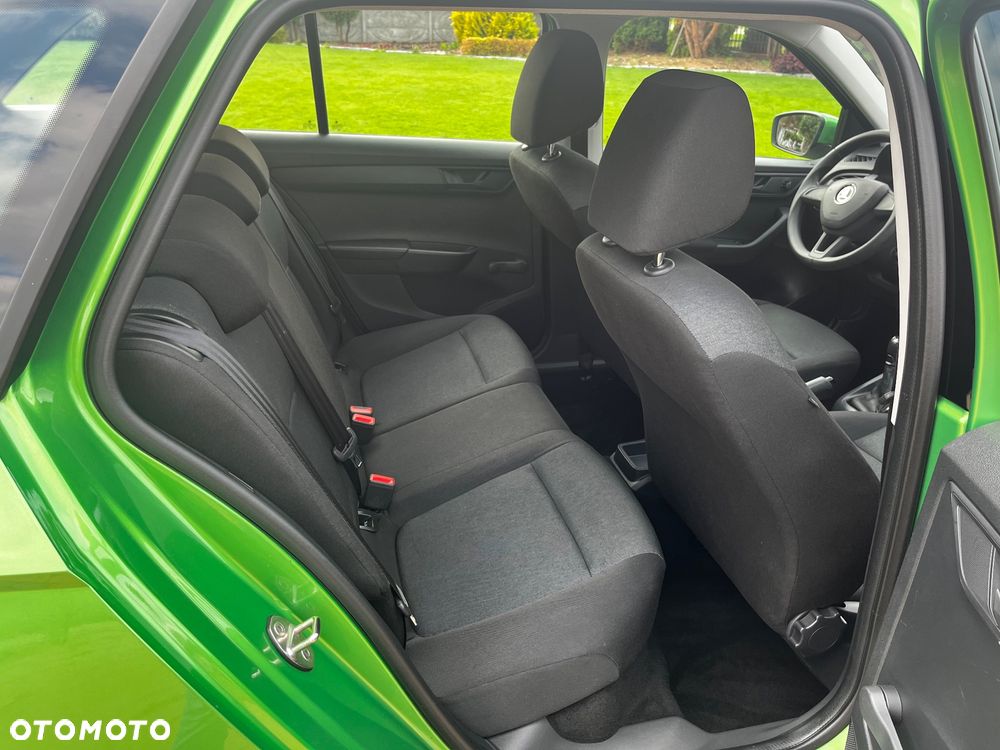 Skoda Fabia 1.0 TSI Active - 22