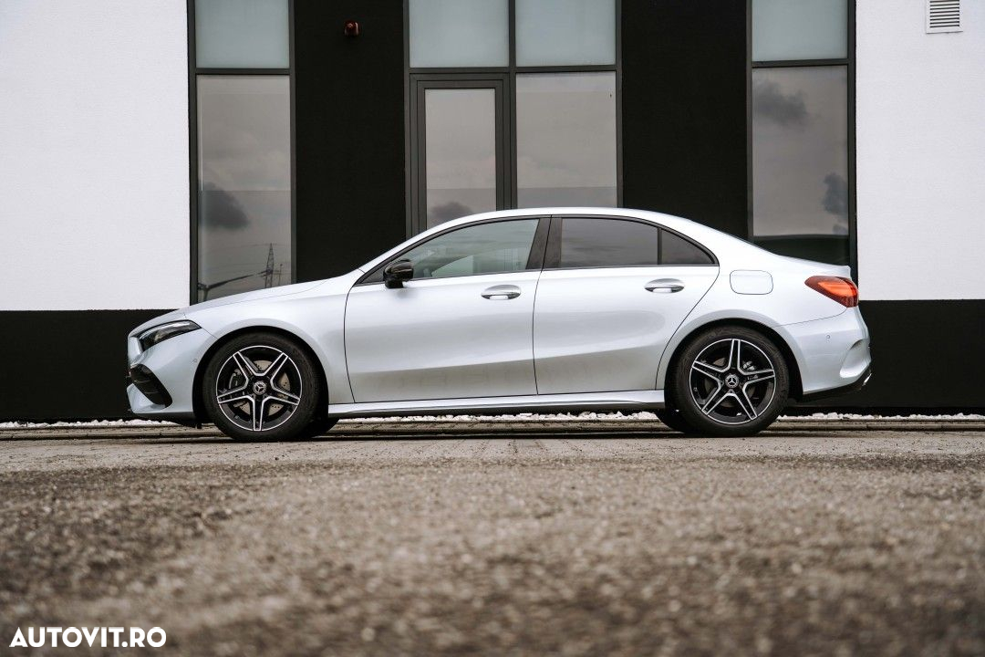 Mercedes-Benz A - 4