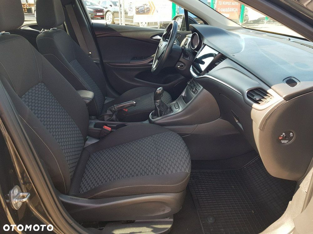 Opel Astra 1.4 Turbo Edition - 17