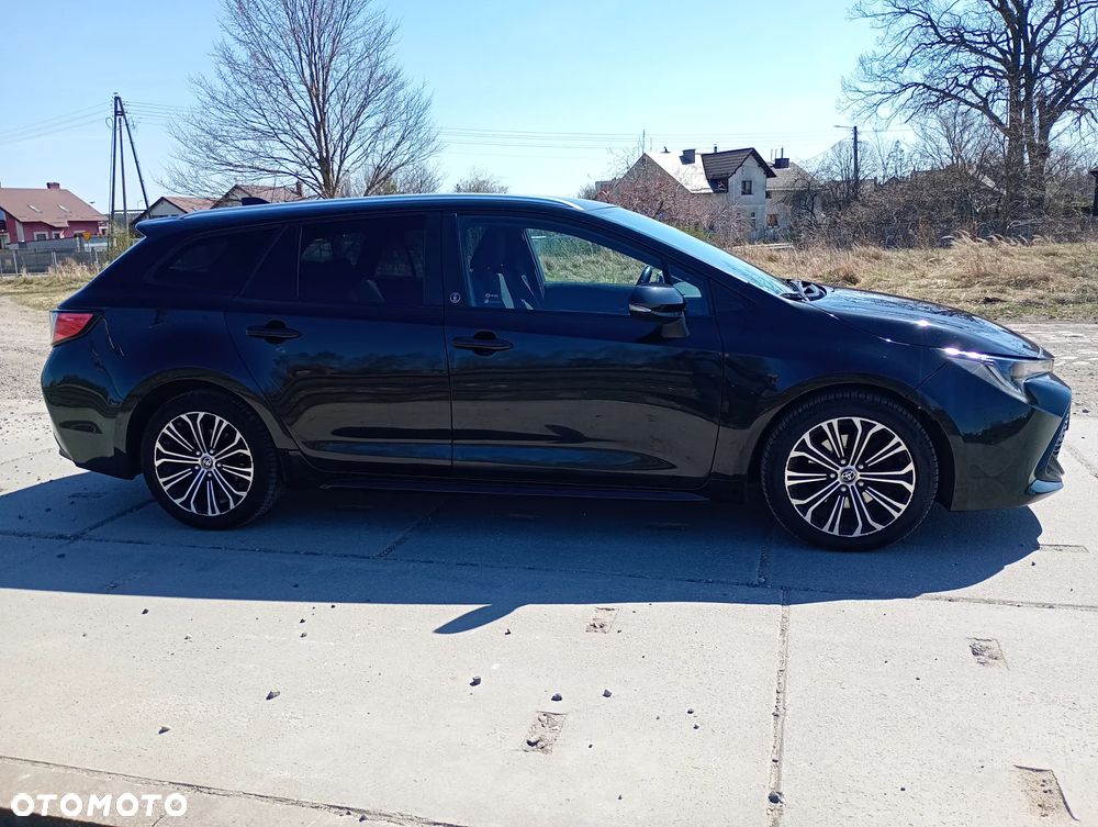 Toyota Corolla 2.0 Hybrid Comfort - 5