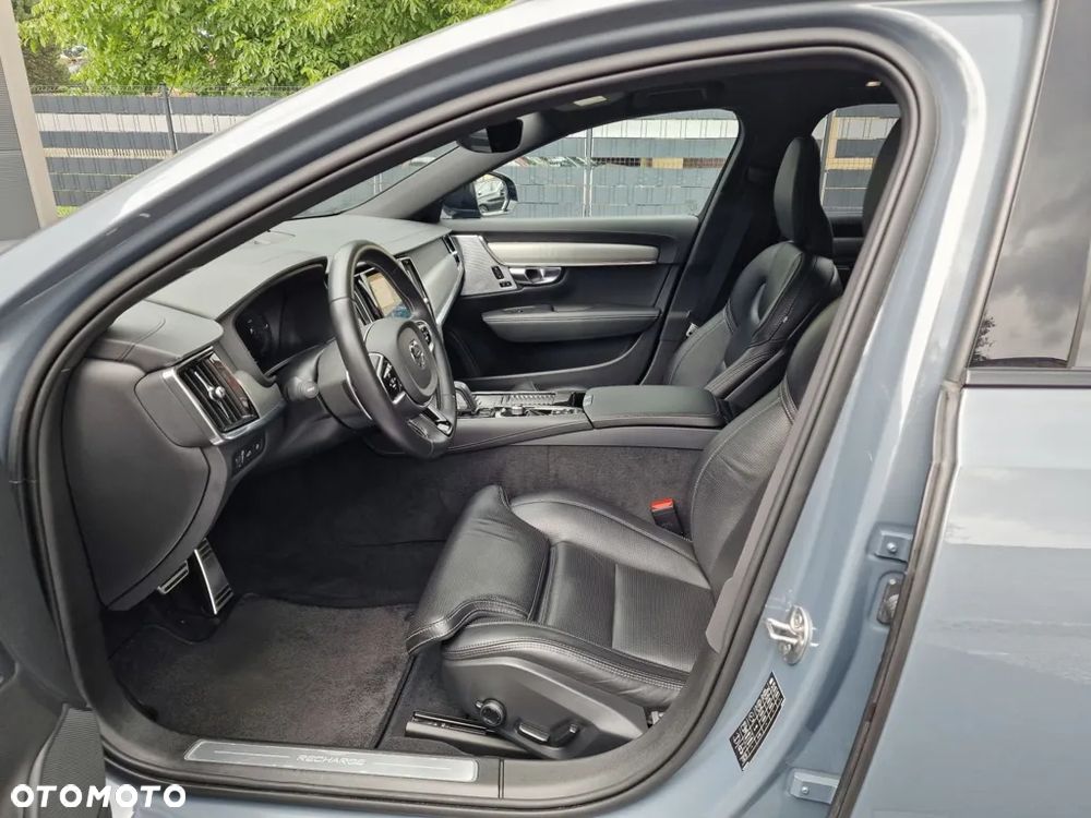 Volvo V90 T8 AWD Plug-In Hybrid R-Design - 17