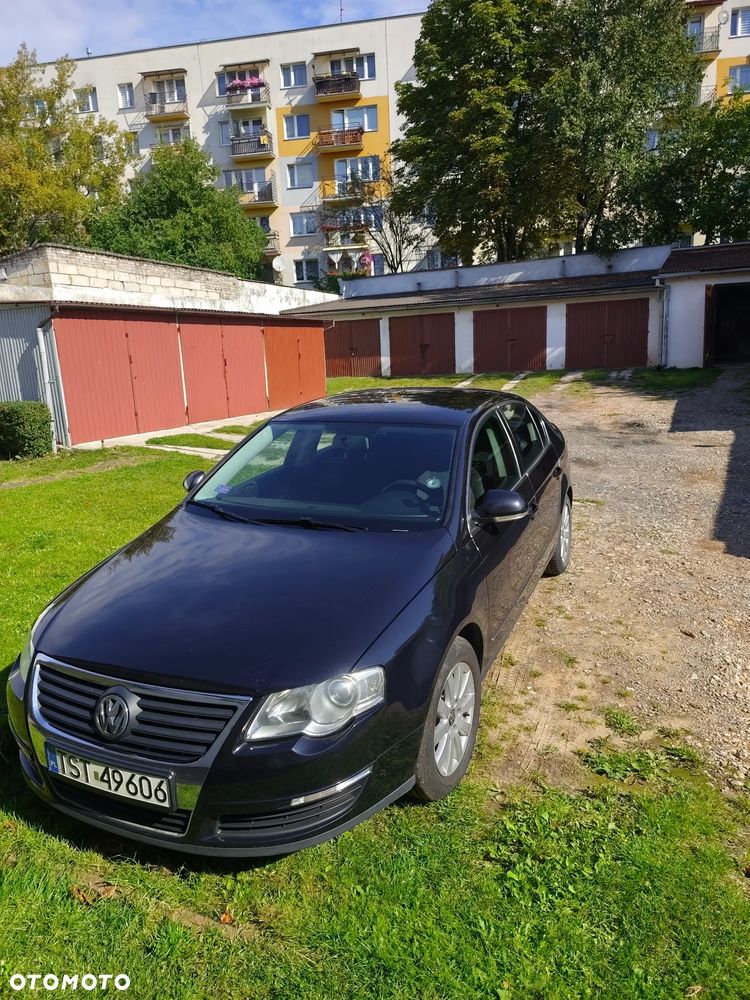 Volkswagen Passat 2.0 TDI DPF Comfortline - 2