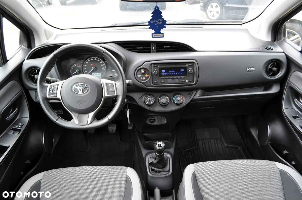 Toyota Yaris - 31