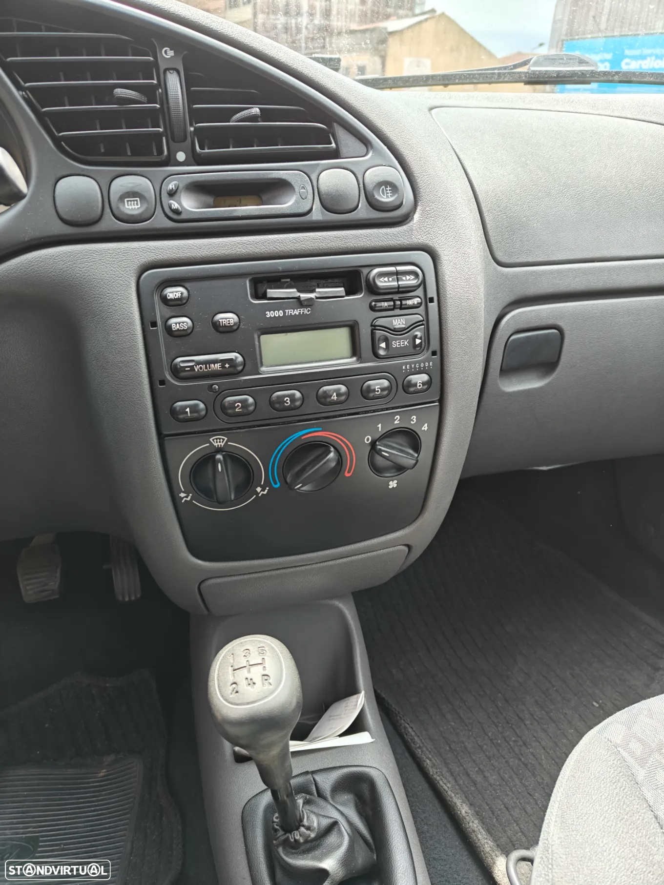 Ford Fiesta 1.25 Techno - 5