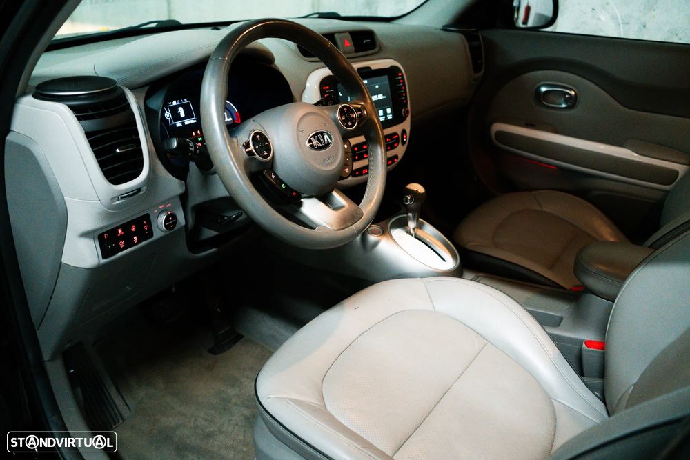 Kia e-Soul EV - 16