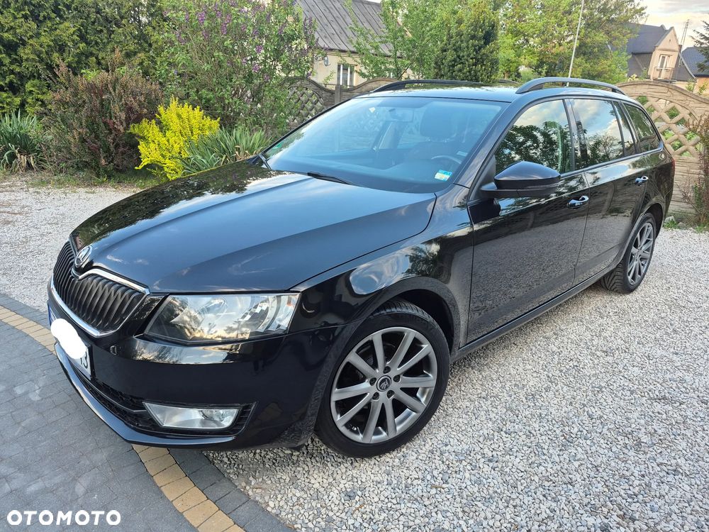 Skoda Octavia 1.6 TDI DPF Ambiente - 3