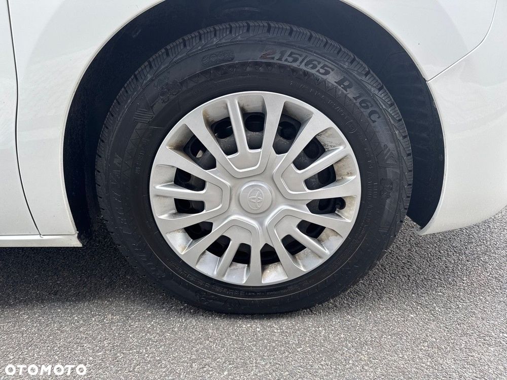 Toyota ProAce - 11