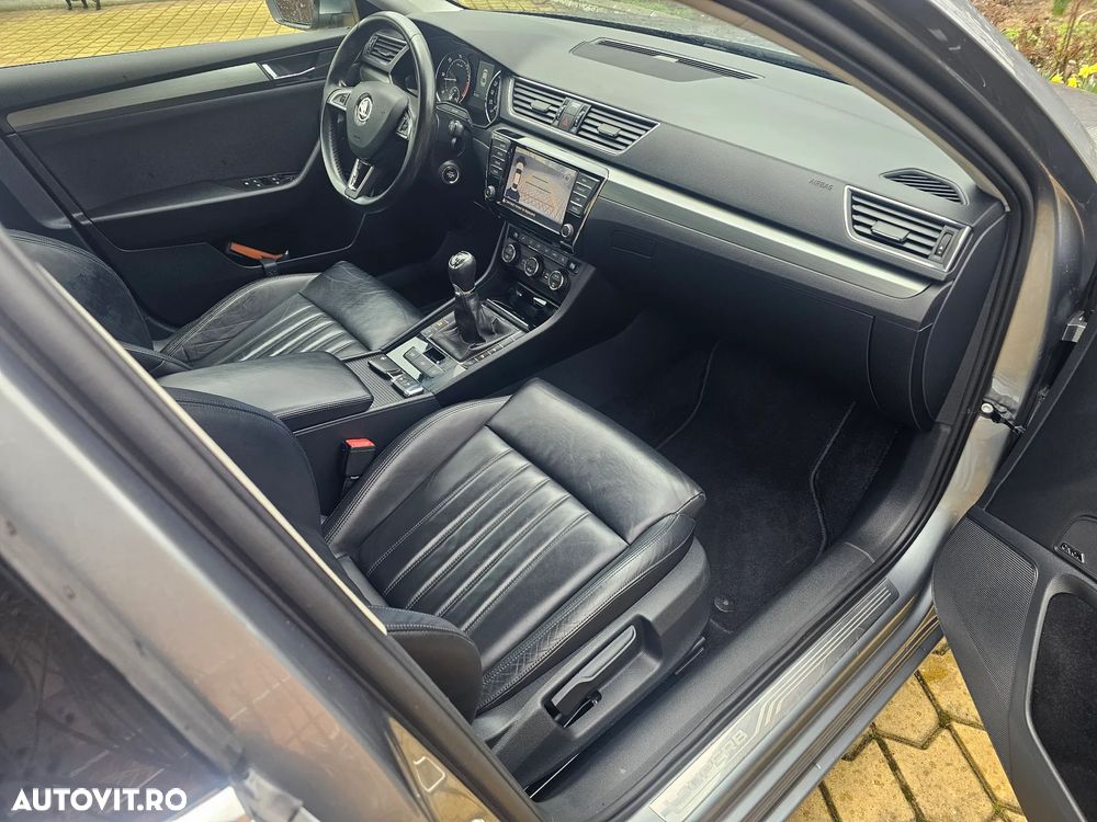 Skoda Superb 2.0 TDI Premium Edition - 5