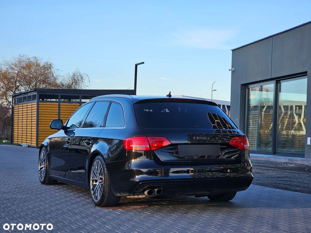 Audi A4 Avant 2.0 TDI - 22