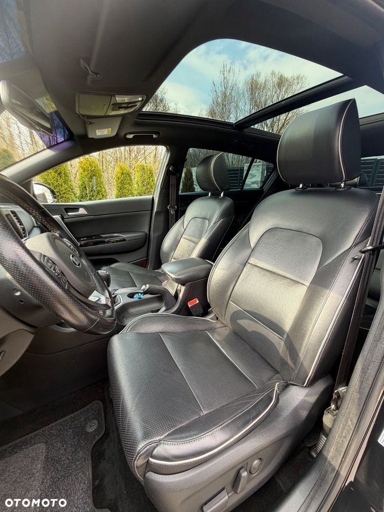 Kia Sportage 2,0 CRDI AWD GT Line - 6