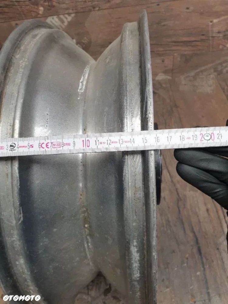 Felga koło tył 18x5.50 Harley Davidson V-Rod - 8