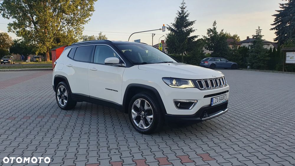 Jeep Compass - 2