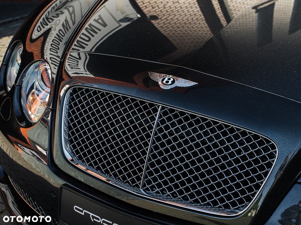 Bentley Flying Spur - 10