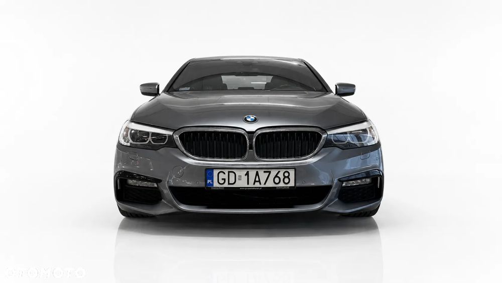 BMW Seria 5 520d M Sport Edition - 6