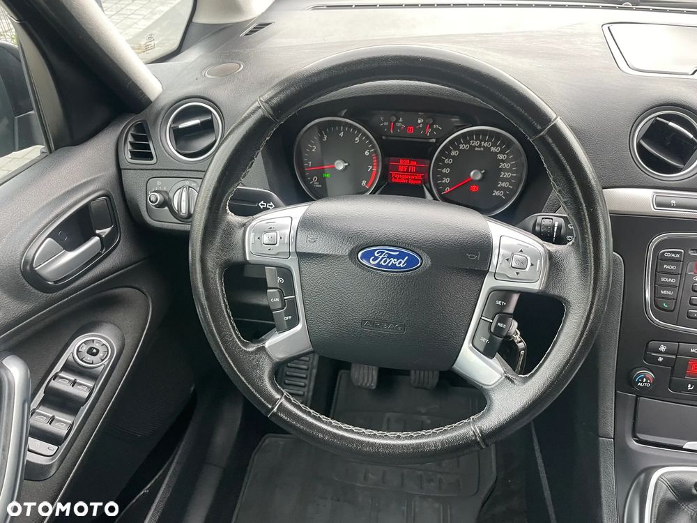 Ford Galaxy 2.0 Business Edition - 31