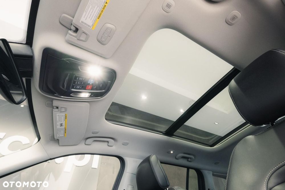 Jeep Grand Cherokee - 17