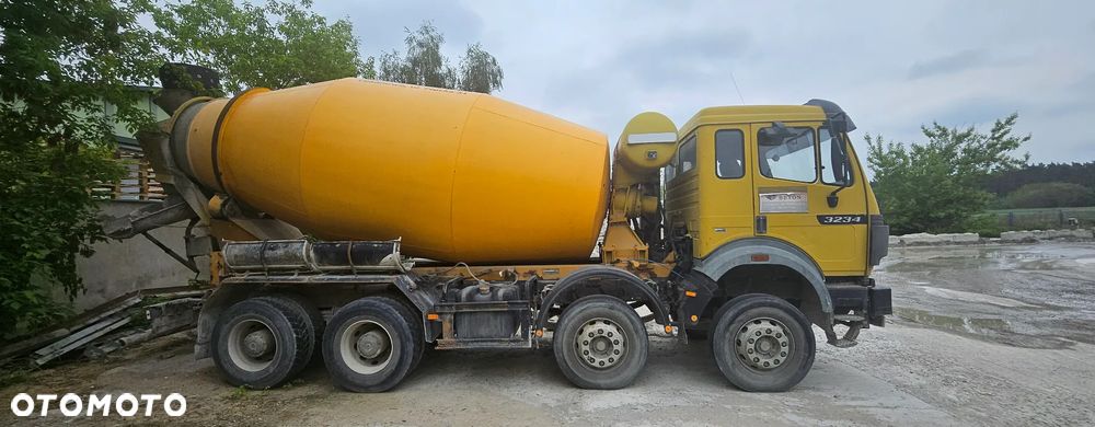 Mercedes-Benz 3234 - 3