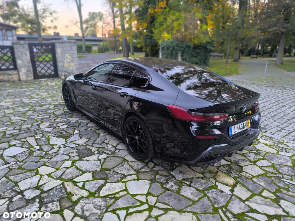 BMW Seria 8 M850i xDrive - 3