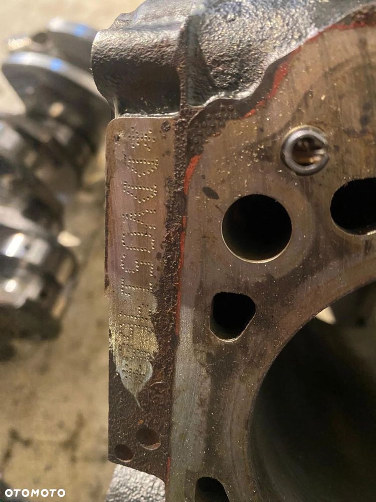 SILNIK GOŁY SŁUPEK AUDI VOLKSWAGEN 3.0 TDI DVV - 11